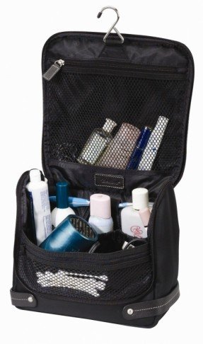 the-angeleno-toiletry-bag-1.jpg